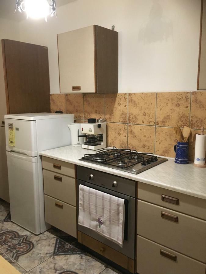 Levendula Apartmanhaz Apartment Sumeg Bagian luar foto